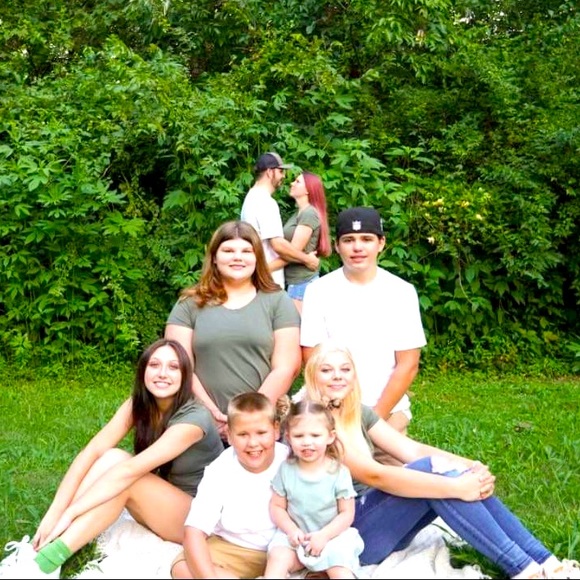 Meet your Posher, Kylee - Picture 1 of 10